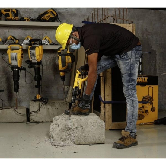 Fotografija proizvoda DeWalt bušilica DCH133NT, čekić bez bat.